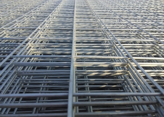 2x2 galvanizou o fio soldado Mesh For Agriculture/construção