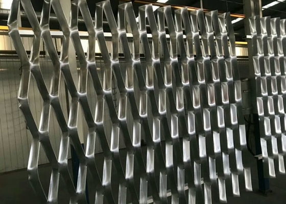 O metal expandido de alumínio Mesh Sheet Diamond Shaped Patterns ISO9001 aprovou